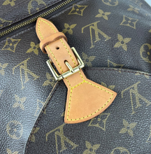Load image into Gallery viewer, Louis Vuitton Montsouris MM