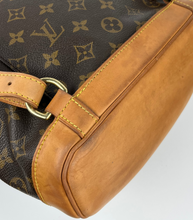 Load image into Gallery viewer, Louis Vuitton Montsouris MM