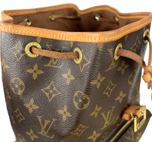Load image into Gallery viewer, Louis Vuitton Montsouris MM