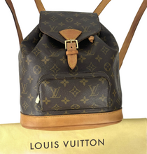 Load image into Gallery viewer, Louis Vuitton Montsouris MM