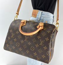 Load image into Gallery viewer, Louis Vuitton Speedy 25 bandouliere monogram