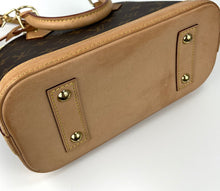 Load image into Gallery viewer, Louis Vuitton alma bb in monogram