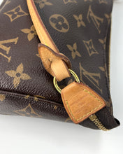 Load image into Gallery viewer, Louis Vuitton pochette accessories in monogram