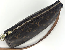 Load image into Gallery viewer, Louis Vuitton pochette accessories in monogram