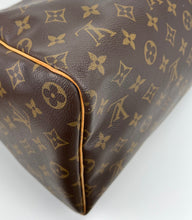 Load image into Gallery viewer, Louis Vuitton speedy 40 in monogram