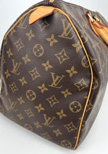 Load image into Gallery viewer, Louis Vuitton speedy 40 in monogram