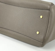 Load image into Gallery viewer, Mulberry belted bayswater in gray