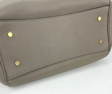 Load image into Gallery viewer, Mulberry belted bayswater in gray