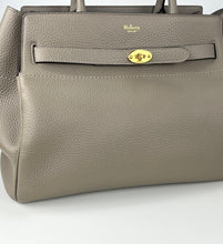 Load image into Gallery viewer, Mulberry belted bayswater in gray