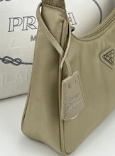 Load image into Gallery viewer, Prada Re-edition 2005 mini nylon bag