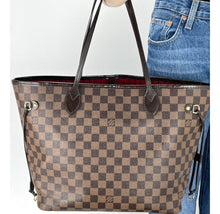 Load image into Gallery viewer, Louis Vuitton neverfull MM damier