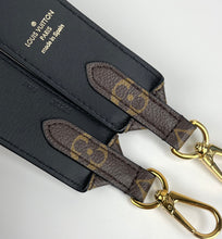 Load image into Gallery viewer, Louis Vuitton bandouliére strap monogram noir