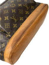 Load image into Gallery viewer, Louis Vuitton montsouris GM backpack