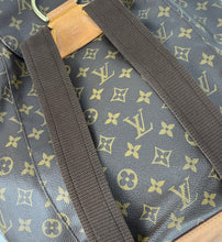 Load image into Gallery viewer, Louis Vuitton montsouris GM backpack