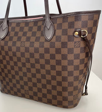 Load image into Gallery viewer, Louis Vuitton neverfull MM damier rose ballerine