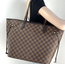 Load image into Gallery viewer, Louis Vuitton neverfull MM damier rose ballerine