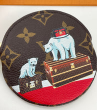 Load image into Gallery viewer, Louis Vuitton 2017 Christmas animation round coin purse