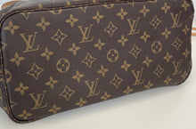 Load image into Gallery viewer, Louis Vuitton neverfull MM monogram