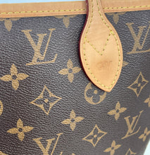 Load image into Gallery viewer, Louis Vuitton neverfull MM monogram