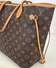Load image into Gallery viewer, Louis Vuitton neverfull MM monogram