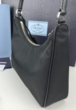 Load image into Gallery viewer, Prada Re-edition 2005 mini nylon bag