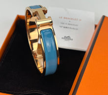 Load image into Gallery viewer, Hermes Clic H enamel rose gold bleu