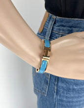 Load image into Gallery viewer, Hermes Clic H enamel rose gold bleu