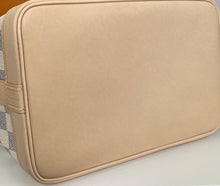 Load image into Gallery viewer, Louis Vuitton noe BB bucket bag in azur