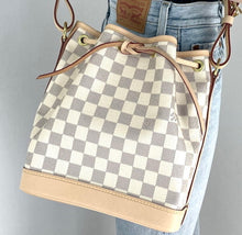 Load image into Gallery viewer, Louis Vuitton noe BB bucket bag in azur