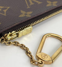 Load image into Gallery viewer, Louis Vuitton key pouch in monogram