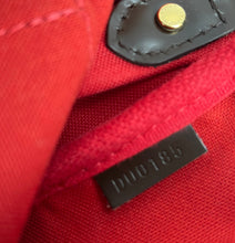 Load image into Gallery viewer, Louis Vuitton favorite pm damier