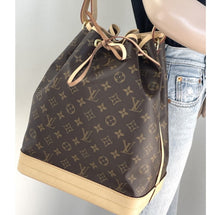 Load image into Gallery viewer, Louis Vuitton noe GM in monogram