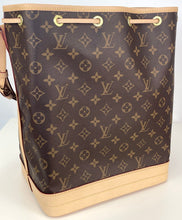 Load image into Gallery viewer, Louis Vuitton noe GM in monogram