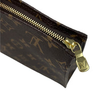 Load image into Gallery viewer, Louis Vuitton toiletry 26