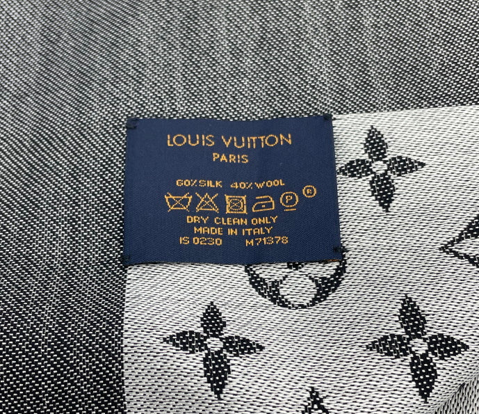 Louis Vuitton denim shawl in light blue – Lady Clara's Collection