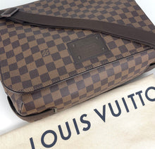Load image into Gallery viewer, Louis Vuitton brooklyn GM damier messenger