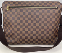 Load image into Gallery viewer, Louis Vuitton brooklyn GM damier messenger