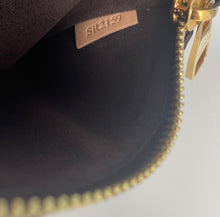 Load image into Gallery viewer, Louis Vuitton pochette metis in monogram