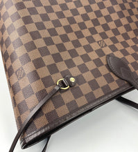 Load image into Gallery viewer, Louis Vuitton neverfull GM in damier