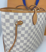 Load image into Gallery viewer, Louis Vuitton neverfull MM damier azur with pochette