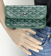 Load image into Gallery viewer, Goyard small pouch in green canvas