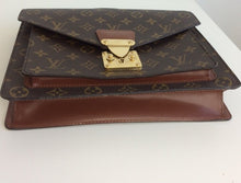 Load image into Gallery viewer, Louis Vuitton monceau 28