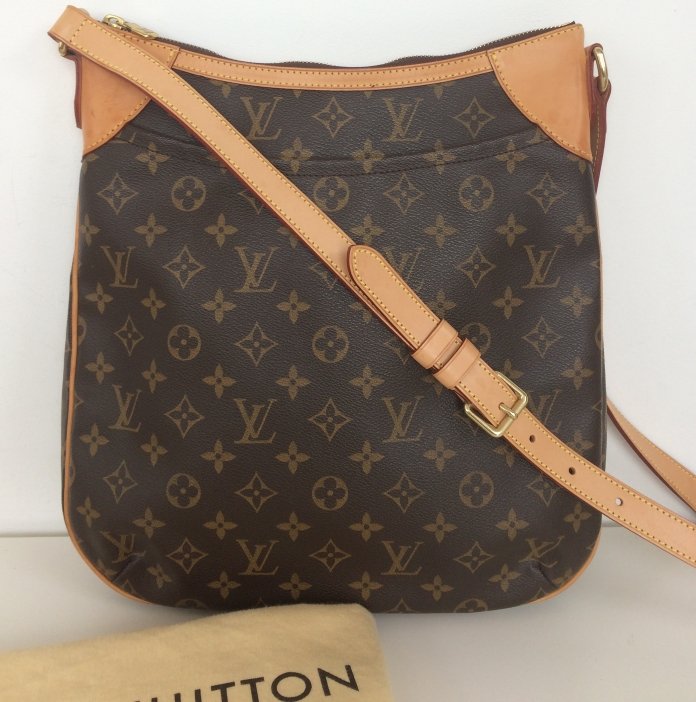 Preloved Louis Vuitton Monogram Odeon MM Crossbody Bag VI2058