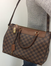 Load image into Gallery viewer, Louis Vuitton greenwich damier