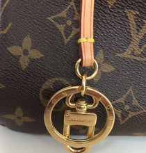 Load image into Gallery viewer, Louis Vuitton Artsy GM