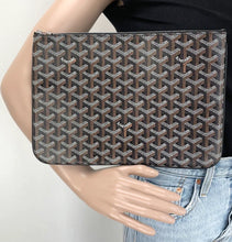 Load image into Gallery viewer, Goyard Senat MM pocket pouch