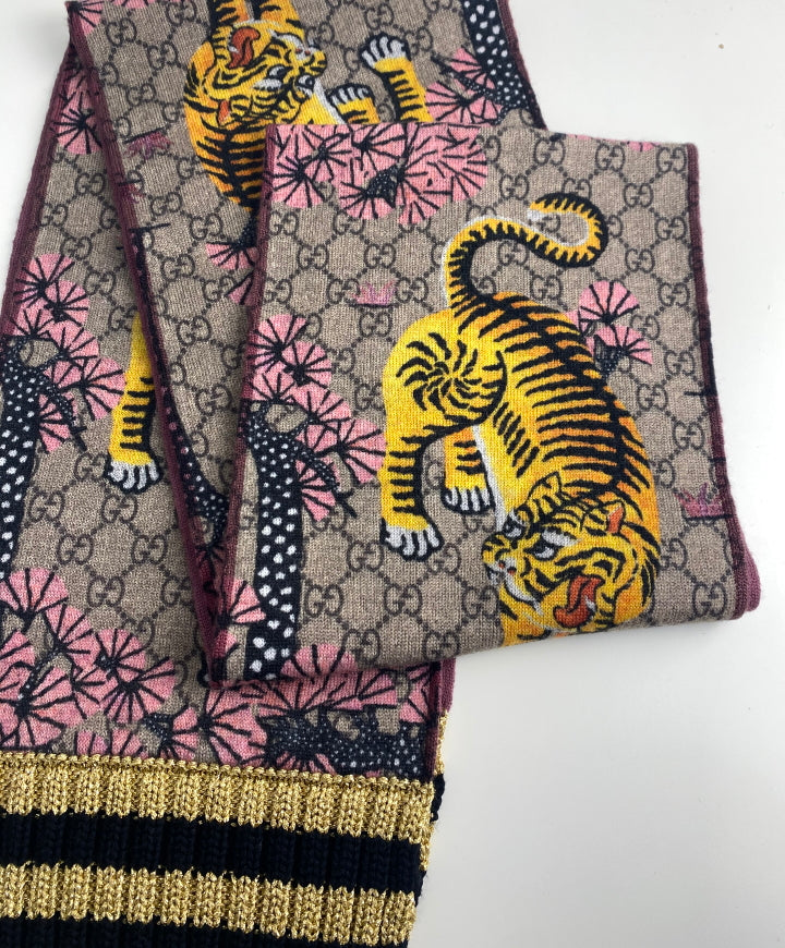 Gucci Wool Sylvie Tiger Scarf in Sapphire and Ivory