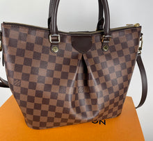 Load image into Gallery viewer, Louis Vuitton Siena MM in damier ebene