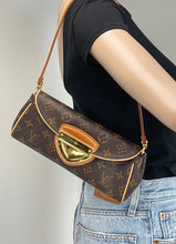 Load image into Gallery viewer, Louis Vuitton beverly pochette