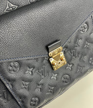 Load image into Gallery viewer, Louis Vuitton metis hobo in empreinte leather
